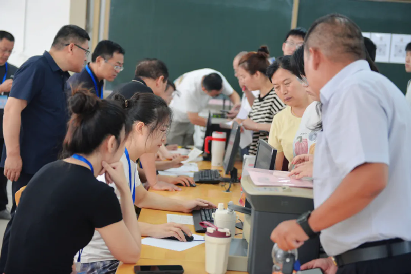 想复读，来圣都 | 报名首日，火爆开启！