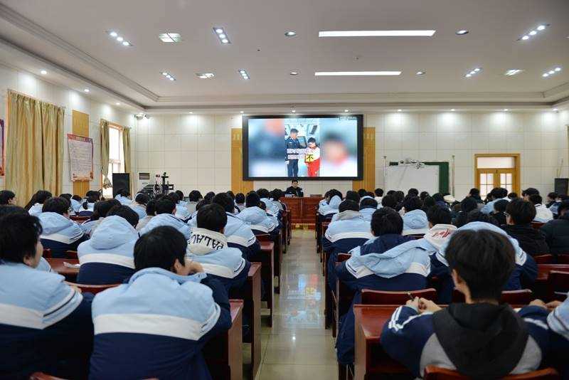 法润青春 护航成长|潍坊渤海教育集团圣都职业高中...